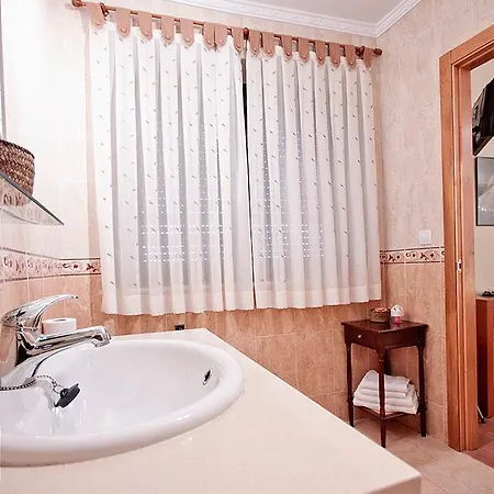 Porto De 2* رينلو